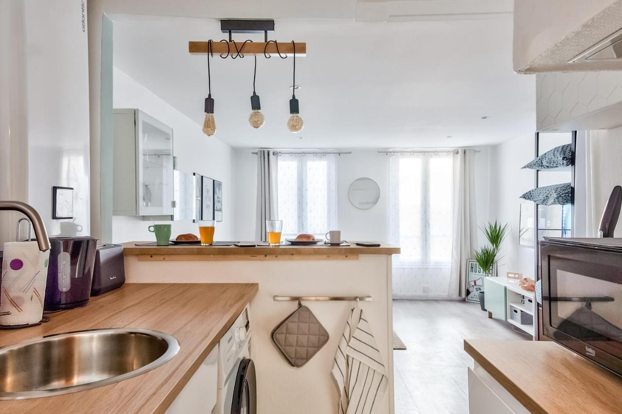Апартаменты Studio Cosy En Plein Coeur Historique De Понтуаз Экстерьер фото